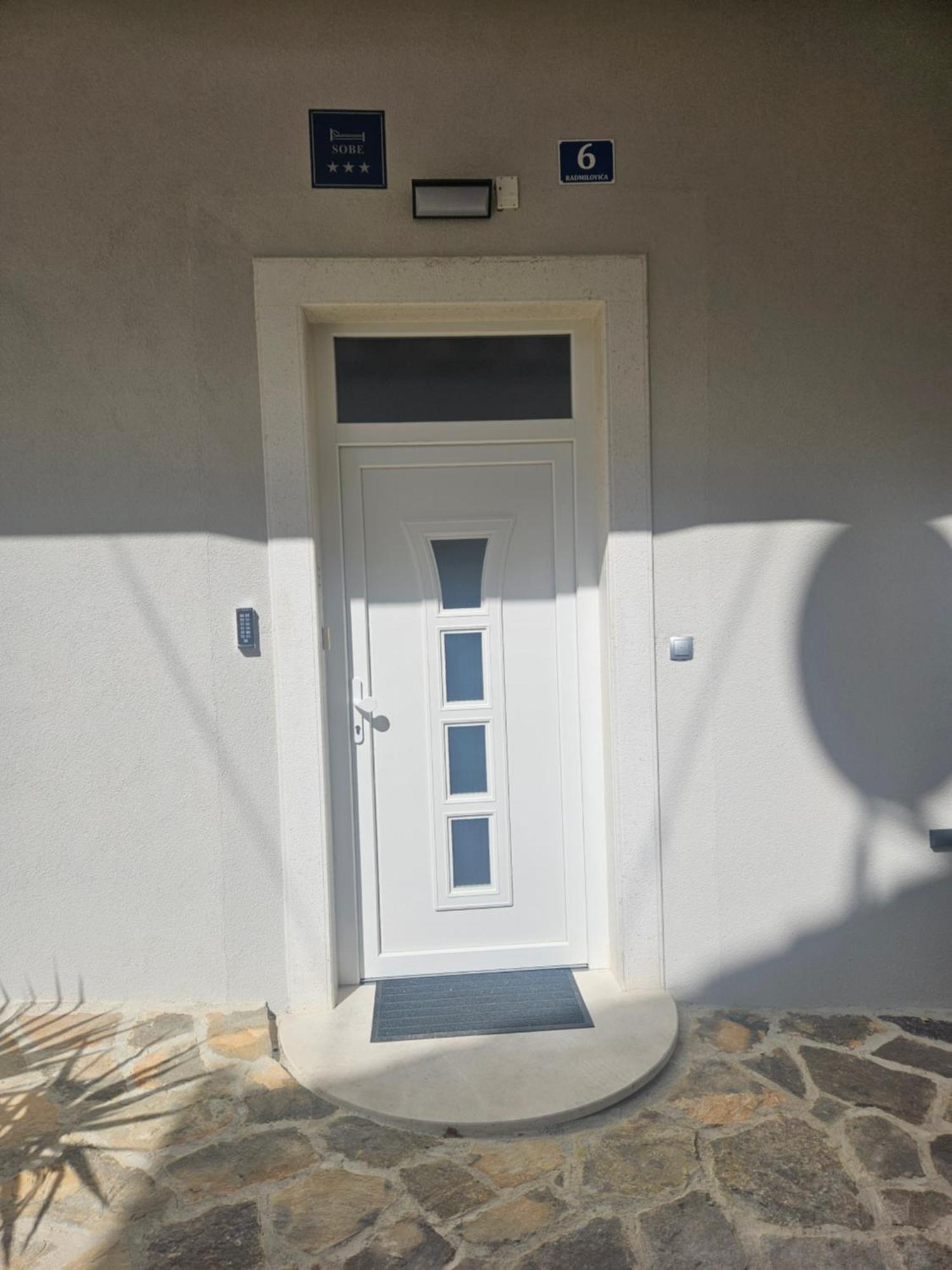 Split Varos Inn Exterior foto